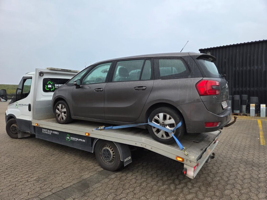 Citroën Grand C4 Picasso afhentet af Skrotbil ApS